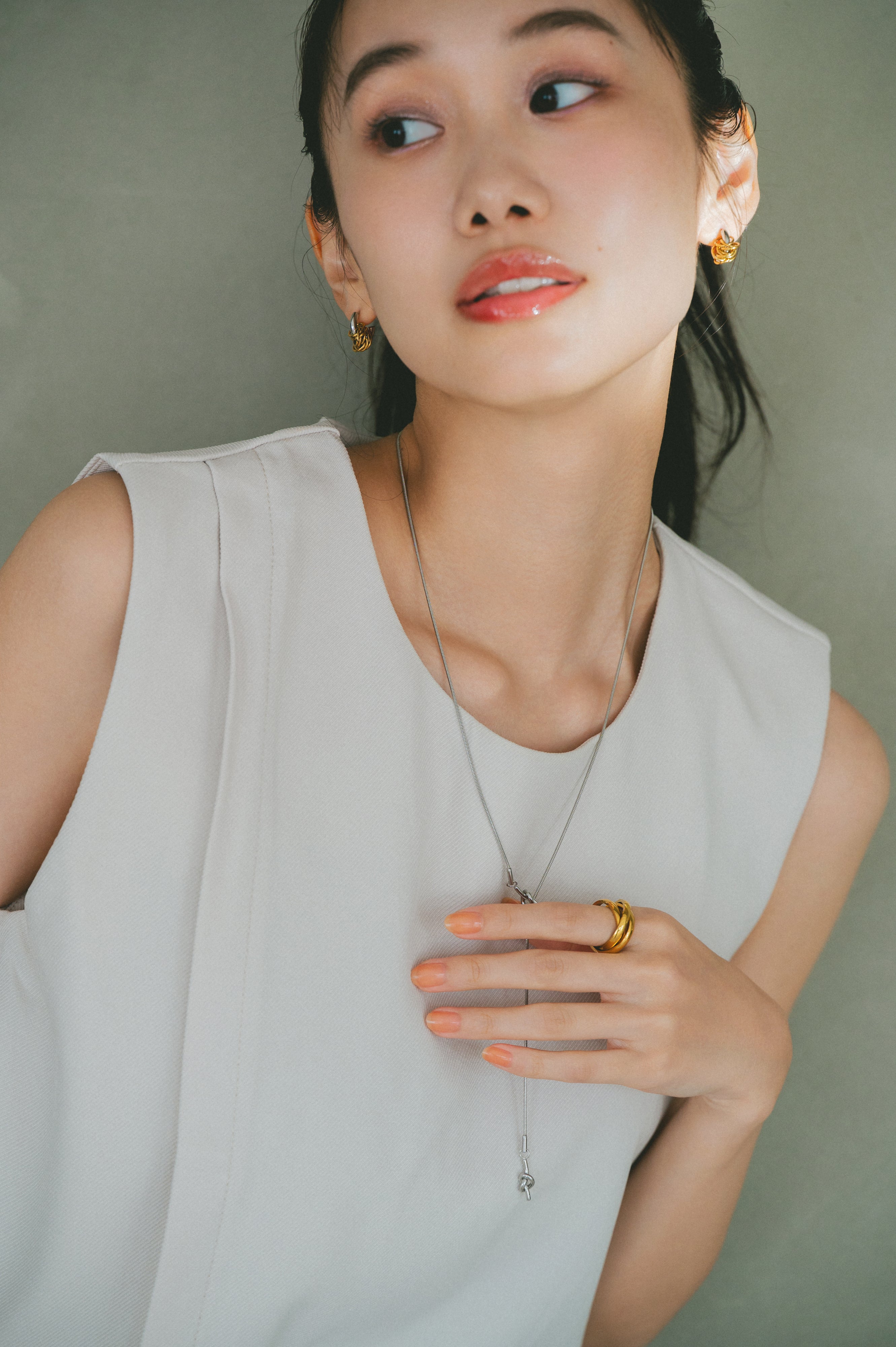 Y-Chain Long Necklace