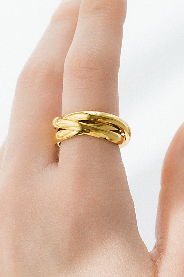 トリプルクロスリング ゴールド 3連の重ね付けリング サージカルステンレス EPIS