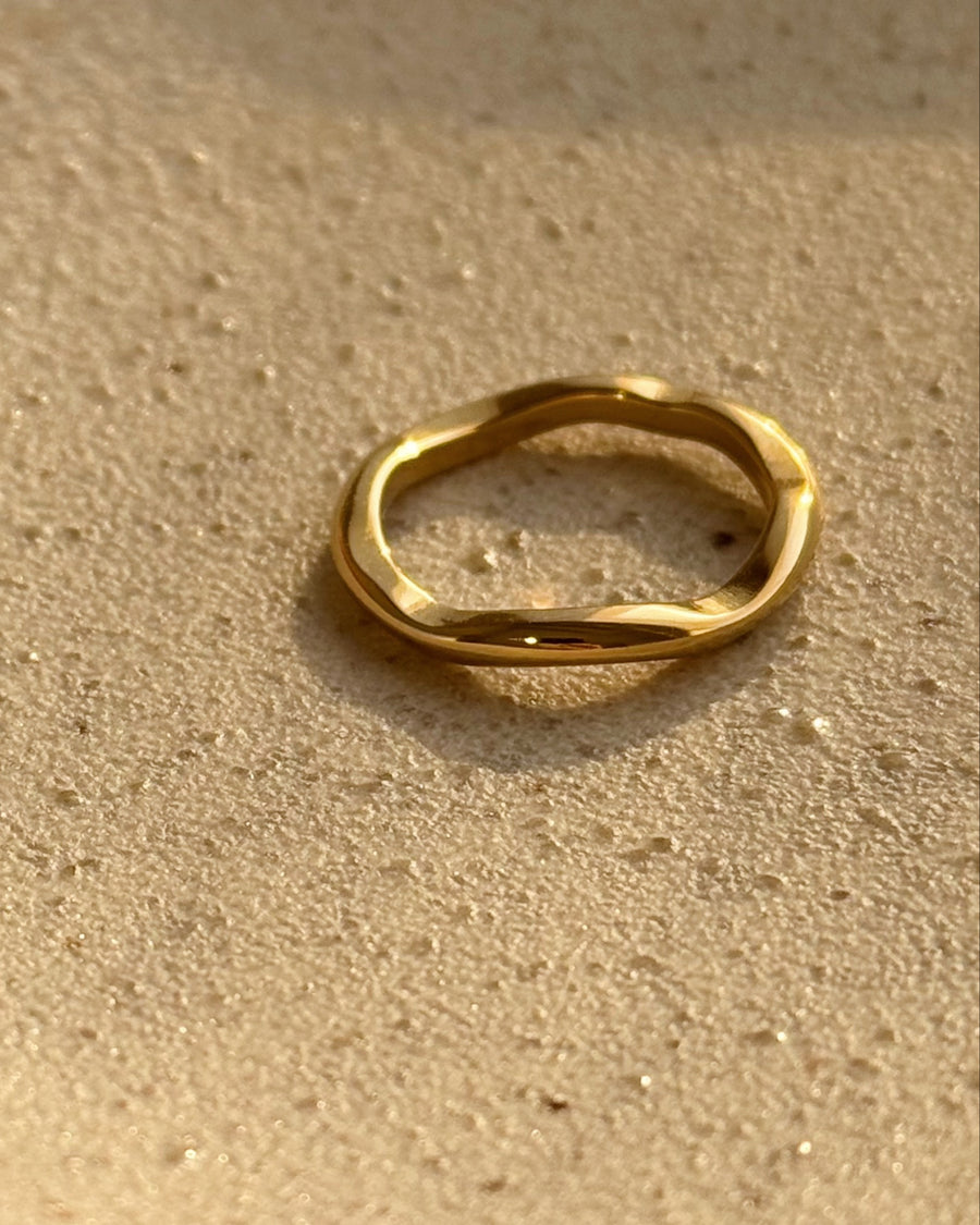 Nuance Wave Ring
