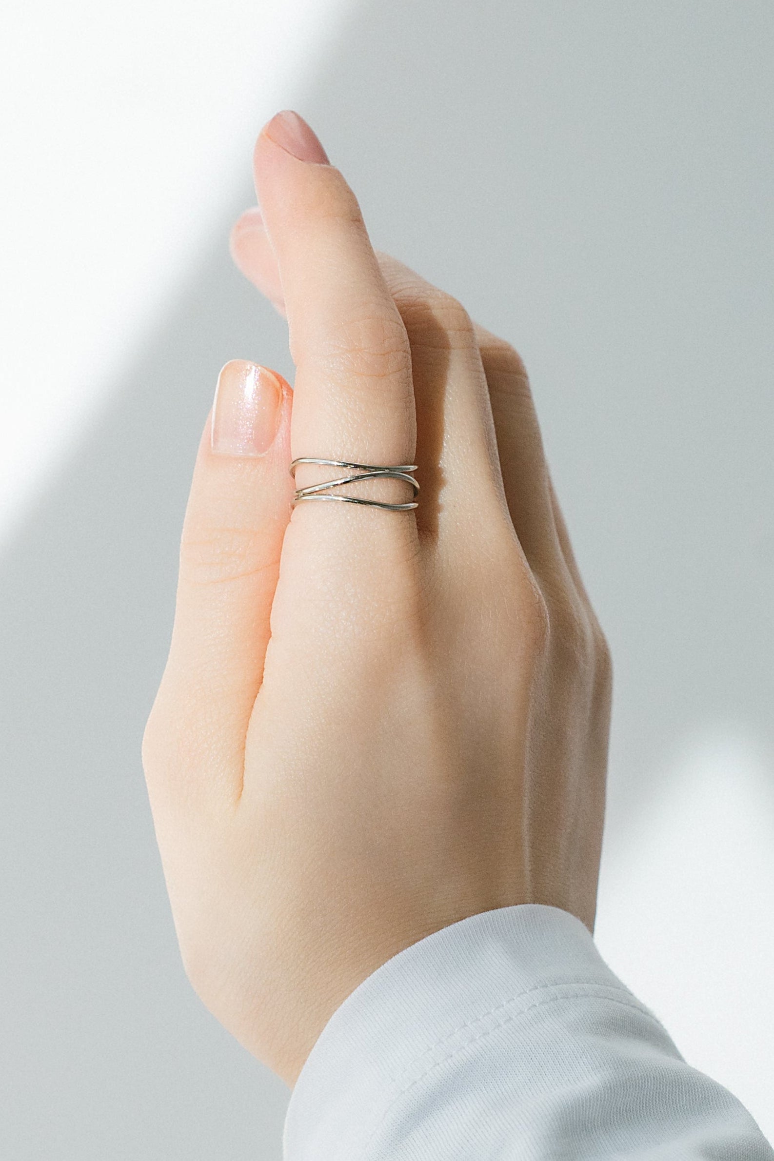 トリプルループラインリング シルバー シンプルなデイリーリング 華奢な3連ライン 金属アレルギー対応 EPIS
