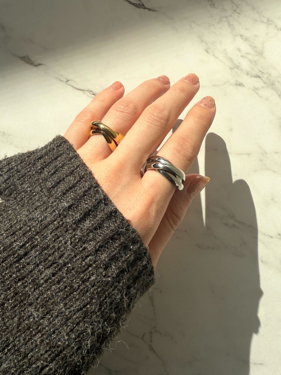 Triple Cross Ring
