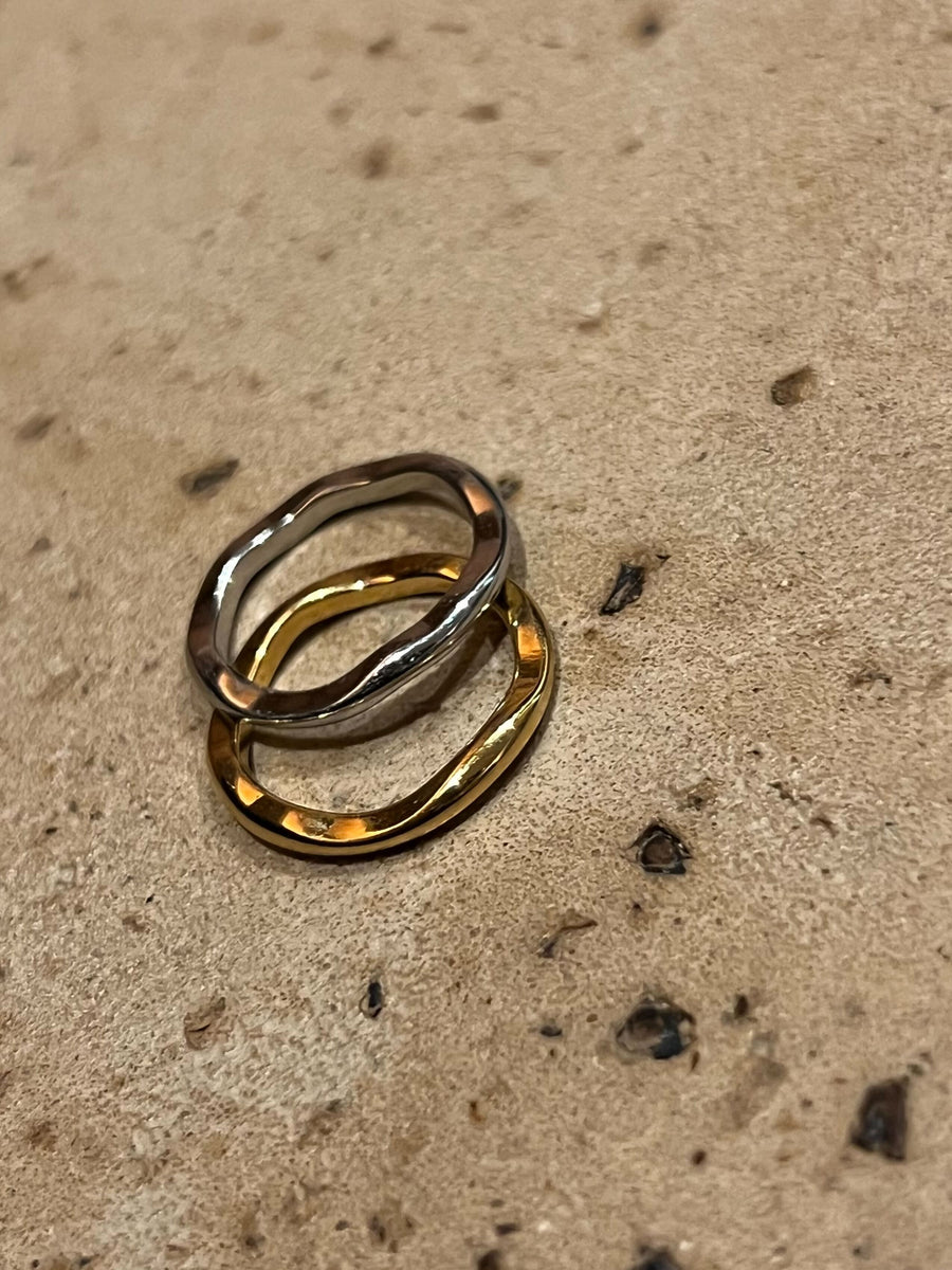 Nuance Wave Ring